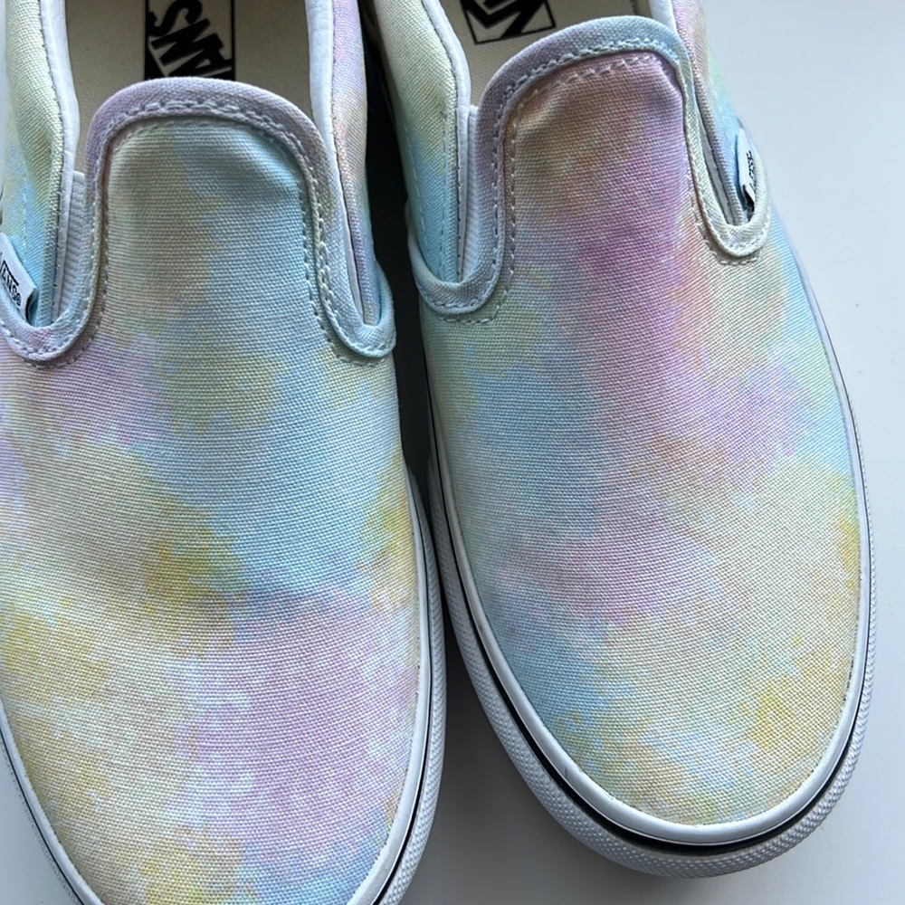 NWB Youth Classic Slip On Vans - Picture 6 of 10